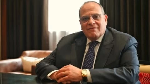 حزن في عائلة صادق الصباح.. رحيل زوجته رنا الزين