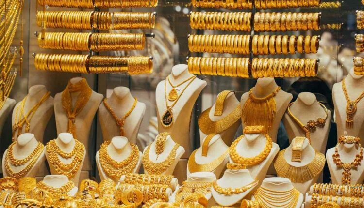 84.50 ديناراً سعر الذهب عيار 21 بالسوق المحلية