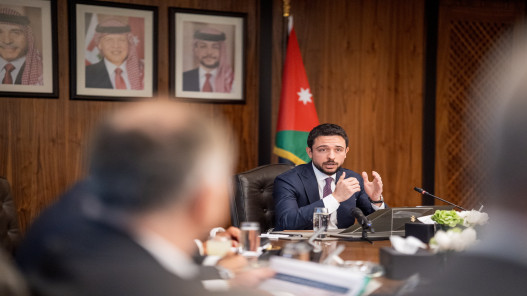 نائب الملك ولي العهد يؤكد ضرورة وضع مصلحة المواطن في مقدمة الأولويات