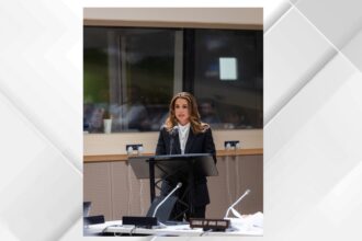 الملكة رانيا في الأمم المتحدة: أطفال فلسطينيون يُقتادون ليلاً ويحتجزون في ظروف مروعة .. “الآن أصبحتم تعرفون”