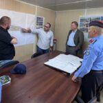 وزير الداخلية يتفقد إجراءات العمل في جسر الملك حسين