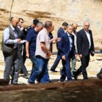 رئيس الوزراء يتفقد ستة مواقع شبابية وتعليمية وصحية وسياحية وتنموية في محافظة الطفيلة