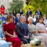 الملك والملكة يحضران عقد قران الأميرة سارة بنت فيصل