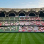 «عز وفخر» تيفو سعودي يزيّن مدرجات نصف نهائي "خليجي 27 "