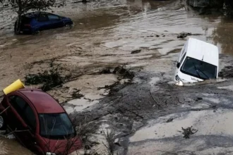 سيول جارفة تضرب بلدة إسبانية.. وفاة امرأة وإنقاذ 90 شخصاً