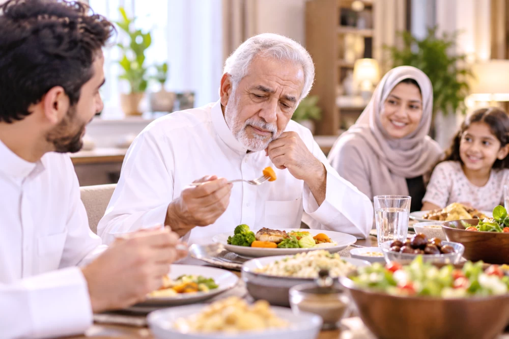 أسنان كبار السن.. تحت المجهر