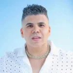 قبلة وكوبليه محذوف.. «الموسيقيين»: رصد مخالفات حفل عمر كمال وسارة الزكريا