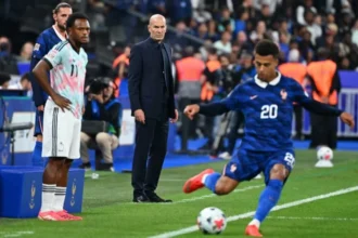 فرنسا تقهر بلجيكا.. وتحلق في الصدارة