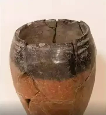بريطانيا.. إناء مصري يكشف سرًا أثريًا عمره 130 عامًا