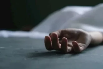 ابن يعتدي بالضرب على رأس والدته حتى الموت بالشرقية