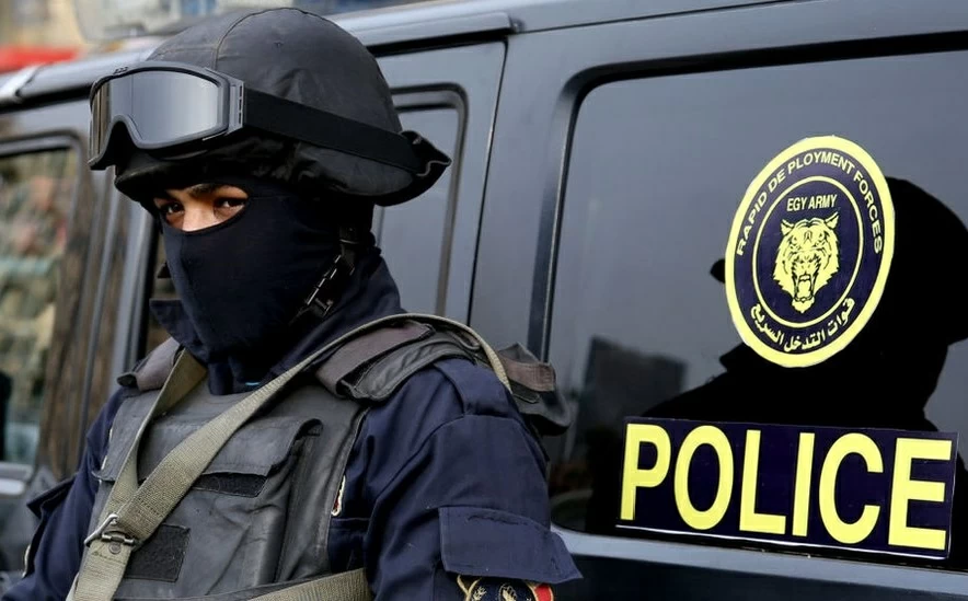 غسلا نصف مليار جنيه.. سقوط مزوّري أختام في قبضة الداخلية المصرية