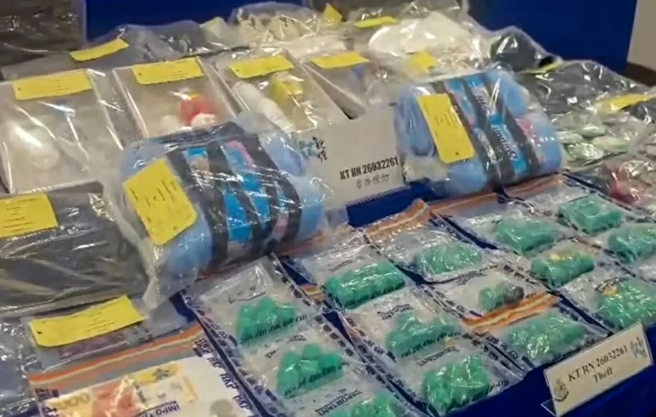 استبدلوا 30 كيلو ذهب بمنعم أقمشة وشرطة هونغ كونغ تفك لغز السرقة