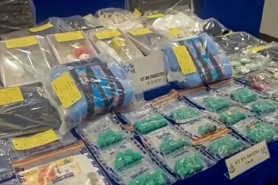 هونغ كونغ.. استبدلوا ذهبًا بـ3.8 مليون دولار بعبوات منعم الأقمشة!
