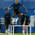 أزمة الـ13 لاعباً تضرب الهلال قبل الكلاسيكو