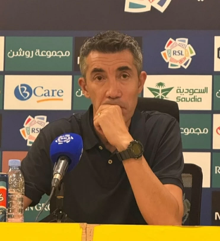 لانج: راضٍ عن أداء الفريق وغاضب من الأهداف أمام النصر