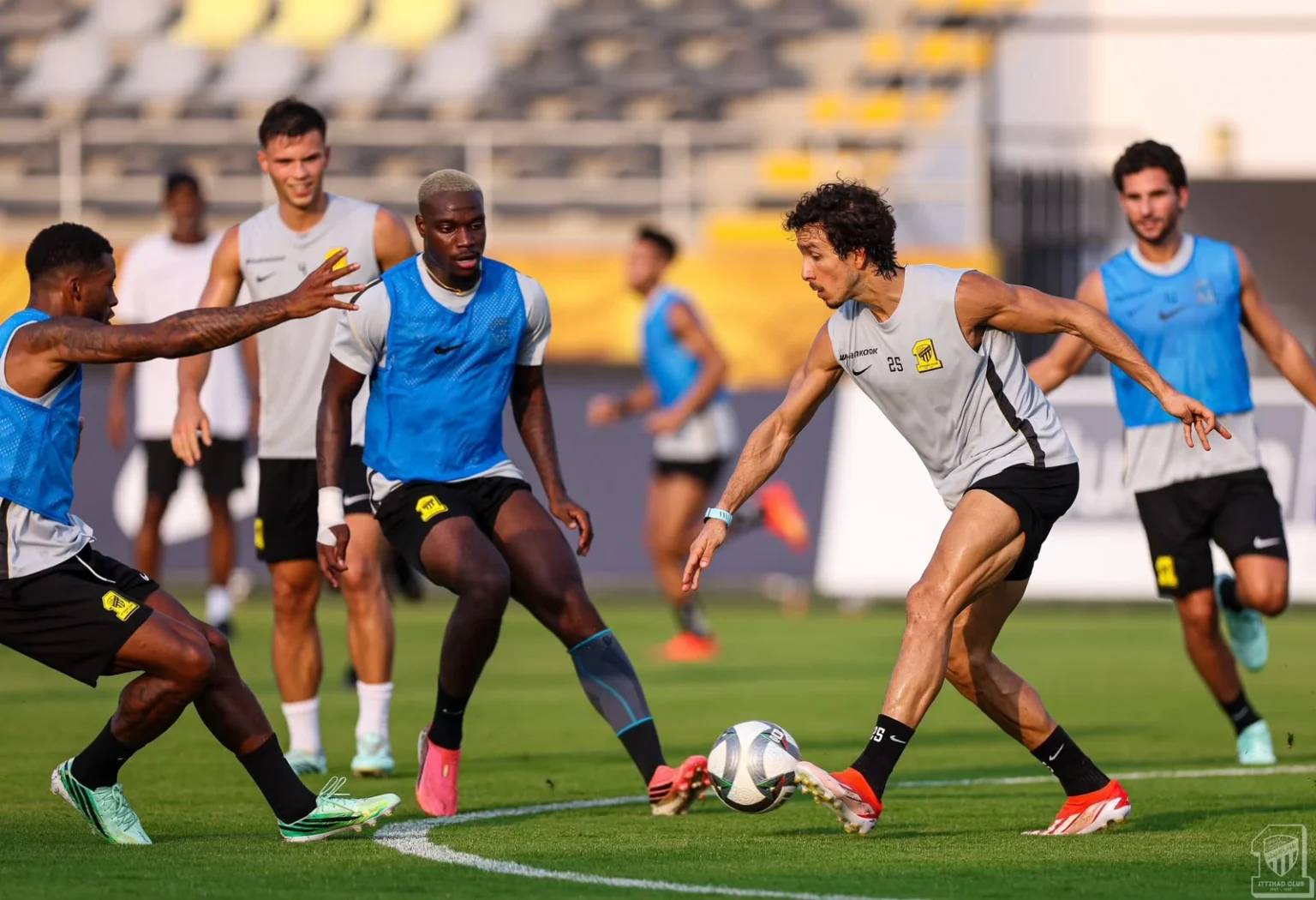 بعد 378 يوماً.. الاتحاد يسعى لرد اعتباره أمام شباب الأهلي