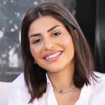 منة فضالي تثير الجدل بحذف صورها مع أحمد السقا.. ما القصة؟