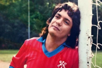 عاش نجومية كرة القدم دون أن يلعب.. قصة «أشهر محتال» في الملاعب