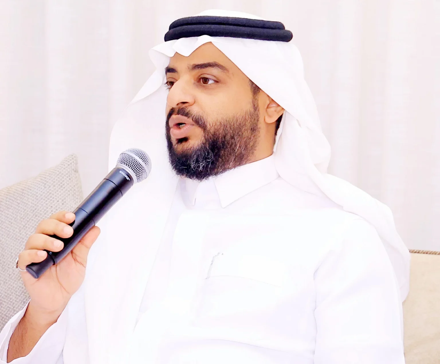 أسامة الواصلي لـ«عكاظ»: أسوأ خسائر الثقافة كتاب جيد لم يظهر !