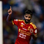 بثنائية ريتيغي وأبو الشامات.. القادسية يتصدر وأبها يواصل الغرق