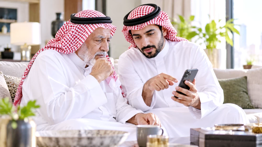 الخدمات تتطور.. من ينتظر المسنِّين؟