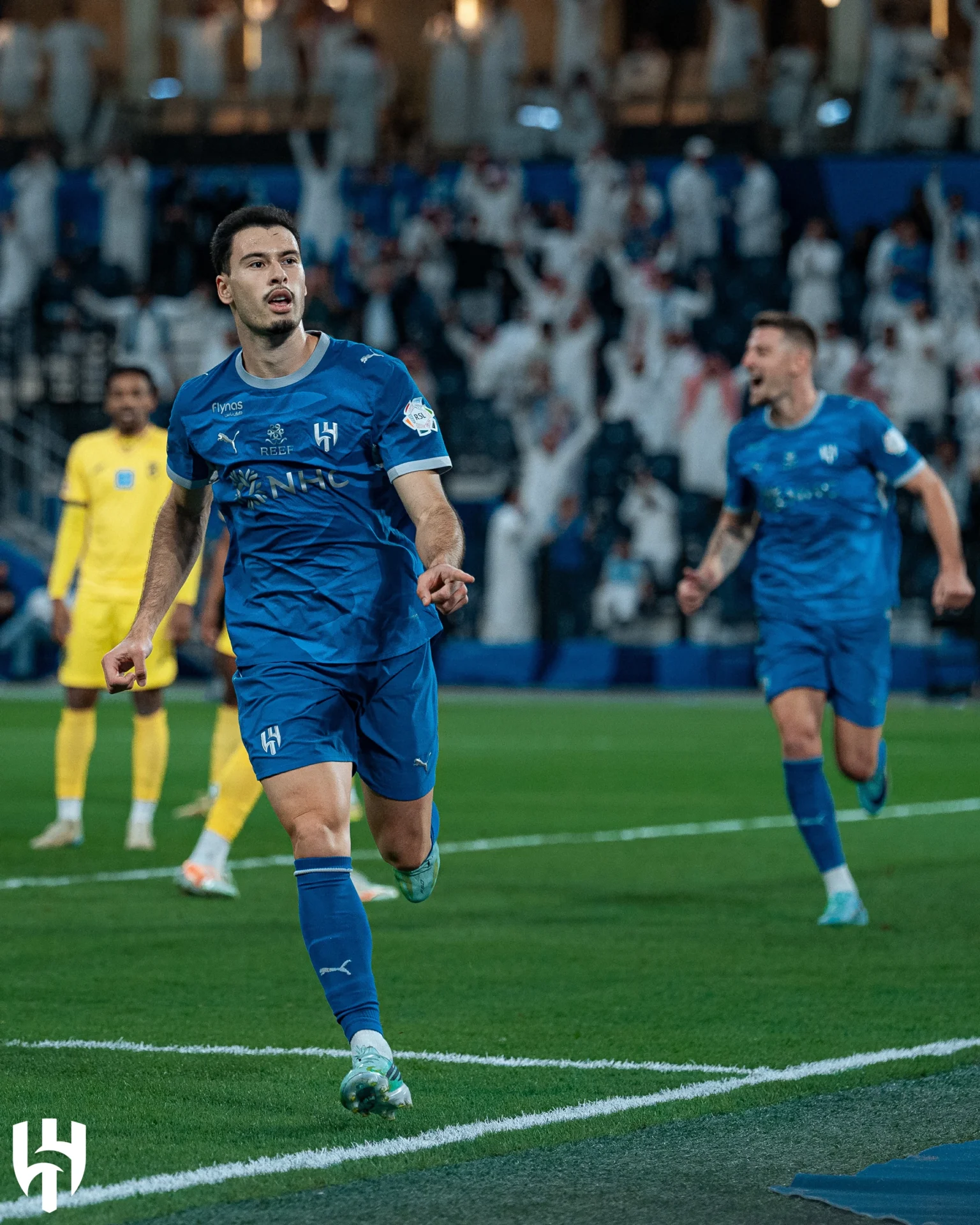 في الوقت القاتل.. مارتينيلي يعيد الهلال للقمة