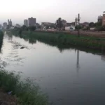 «قناة سوهاج» تبتلع سيارة عائلة.. وفاة فتاتين والعريس لا يزال مفقودًا