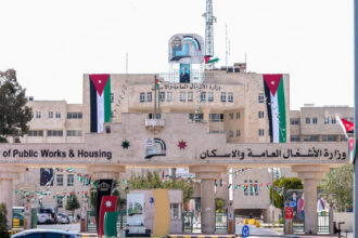 “الأشغال” تستعد لإطلاق خدمة دفع إلكتروني دون توقف على طريق الحرانة– العمري