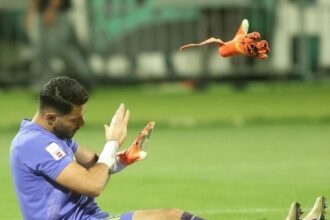 العمواسي يغيب أسبوعين بسبب الإصابة