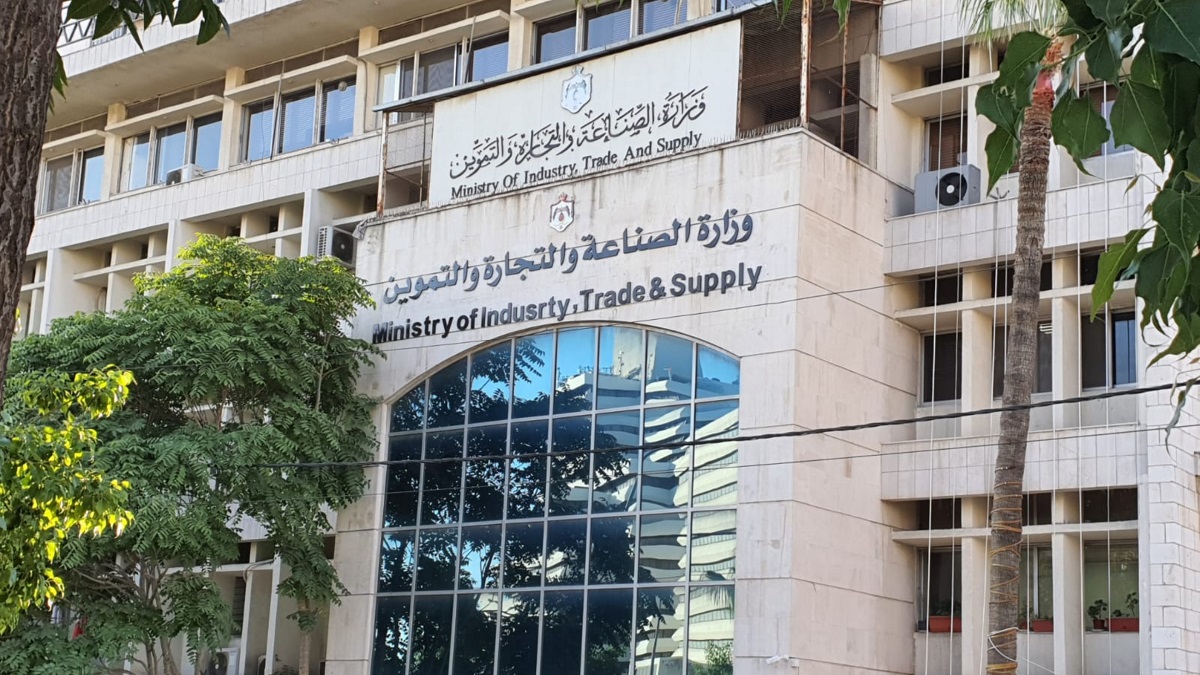 6 برامج استراتيجية لتطوير الصناعات الكيماوية الأردنية