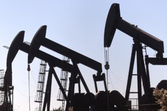 مدير الطاقة الدولية: أسعار النفط بدأت بالانخفاض